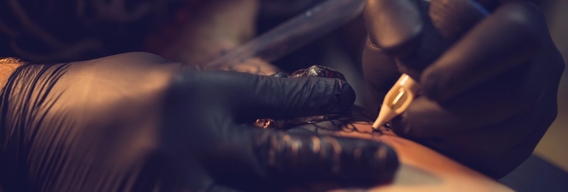 Préparation avant la séance – Tatouage biomécanique Montréal & Laval